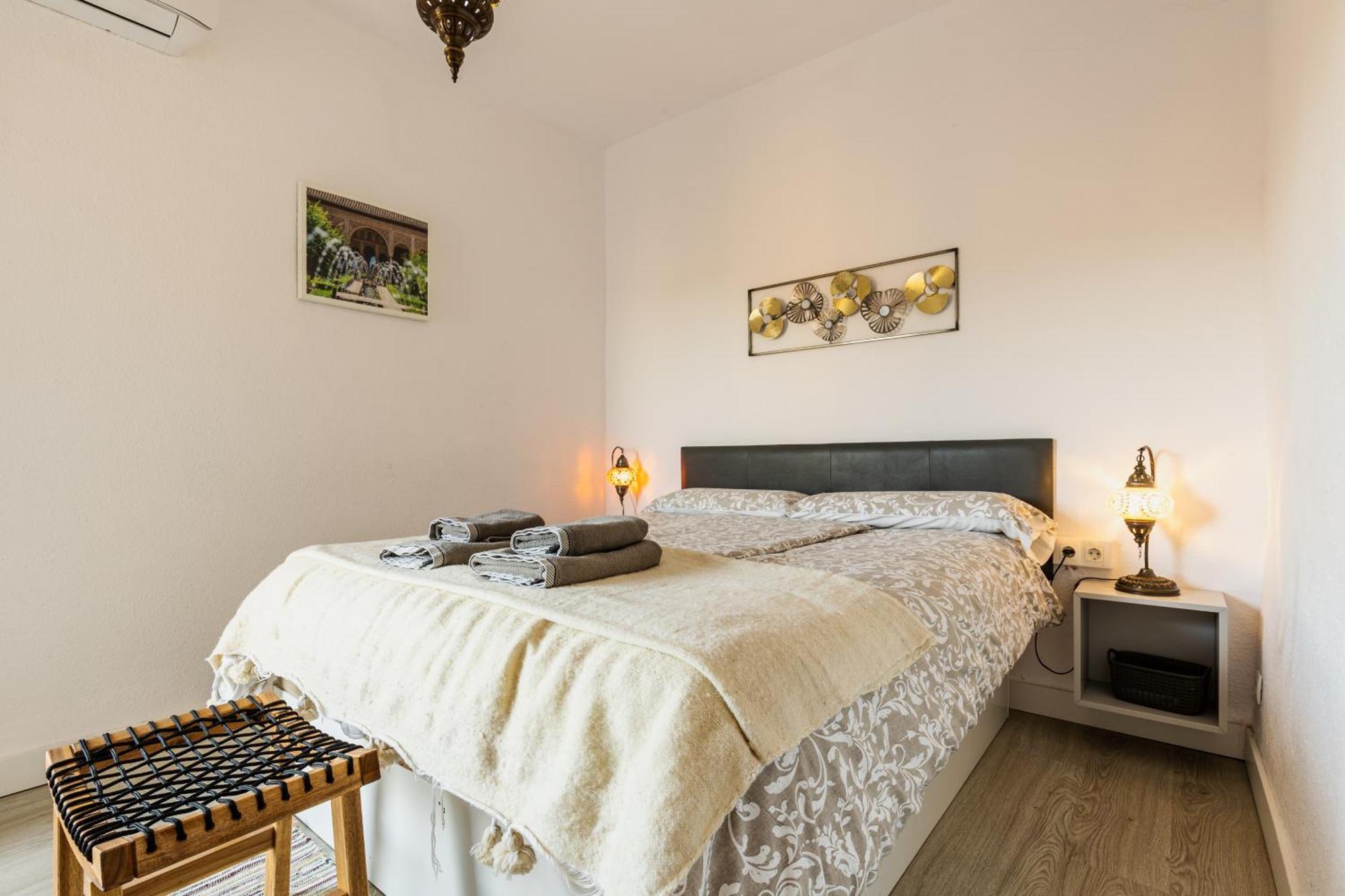 Ferienwohnung Piso Arco De Elvira Plaza Del Triunfo Granada Exterior foto